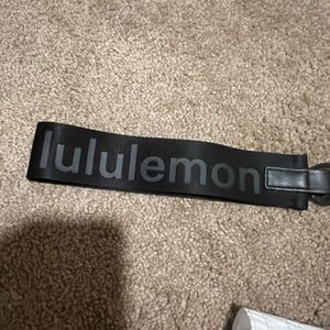 Lululemon Black Never Lost Keychain